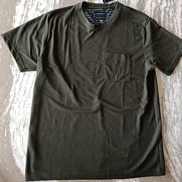 Denim & Flower Men's Textured Pocket T-shirt New Size Large - Picture 2 of 3